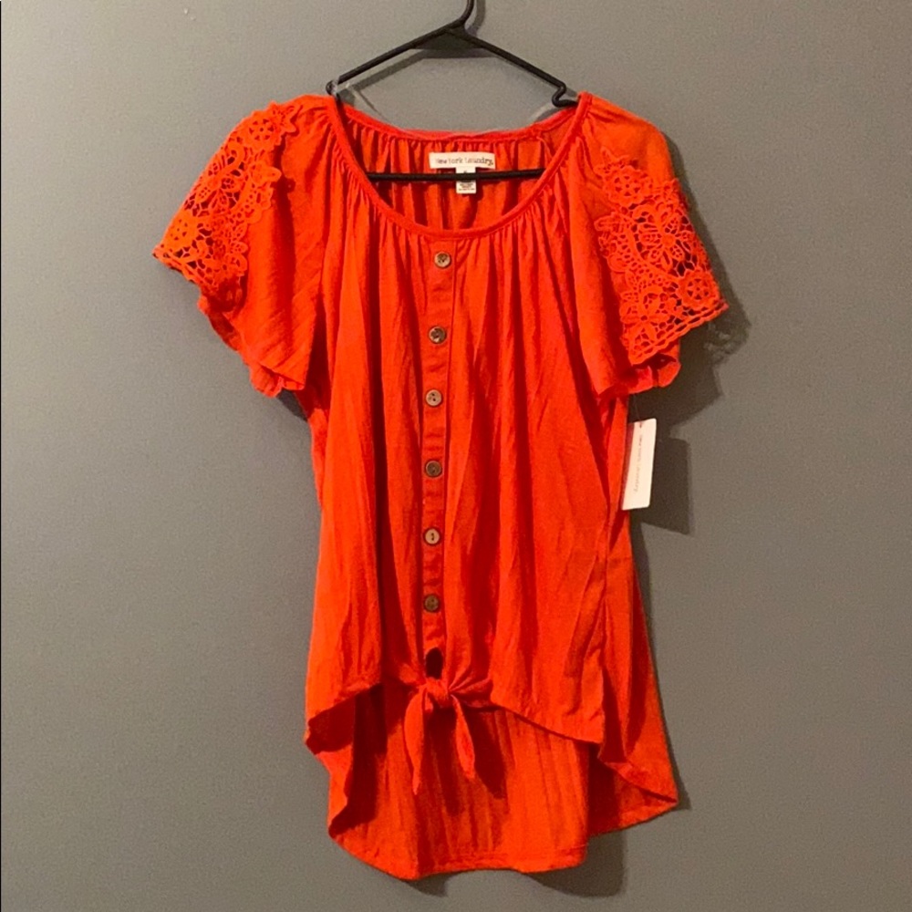 Junior U- neck button down top